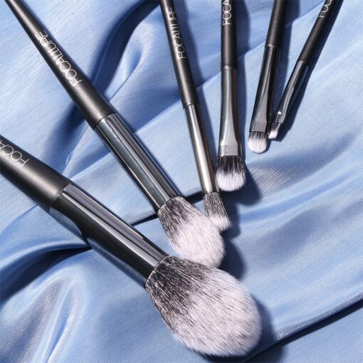 6 Pcs Makeup Brushes – طقم فرش 6 قطع - Image 2